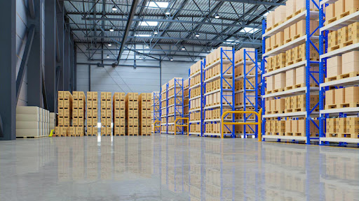 Rede de supermercados inaugura centro de distribuição com capacidade para 5 mil pallets com produtos